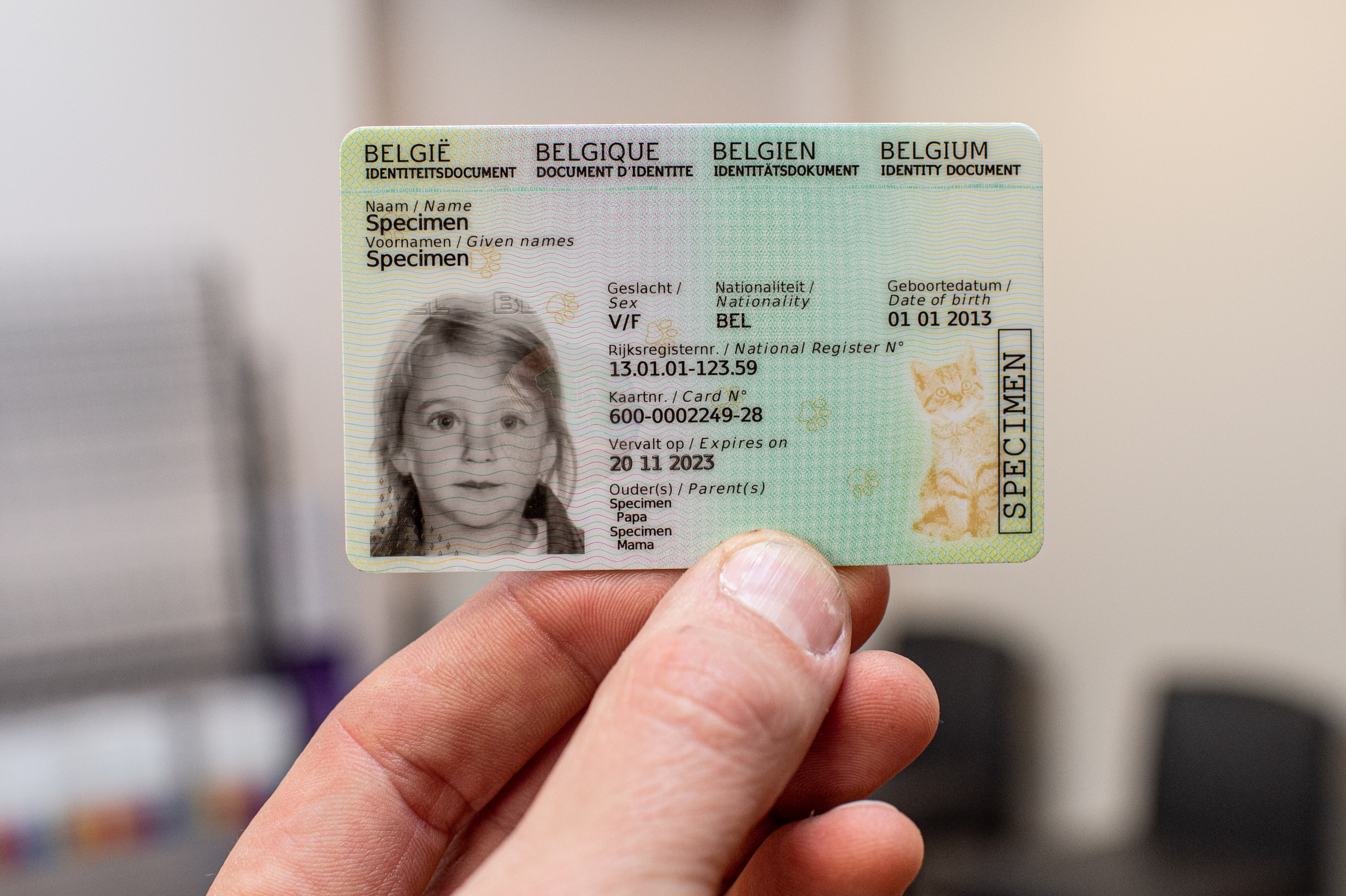 Electronic ID cards to be given to non-Belgian children | The Bulletin