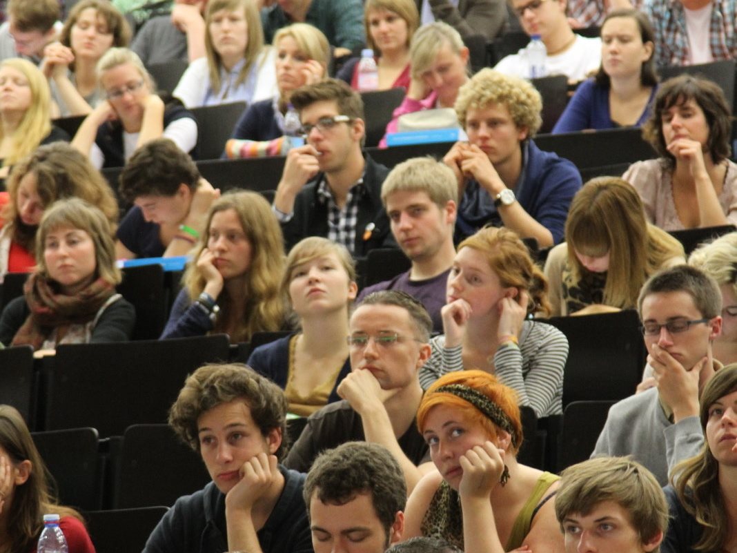 Benelux recognition of Bachelor and Master degrees approved | The Bulletin