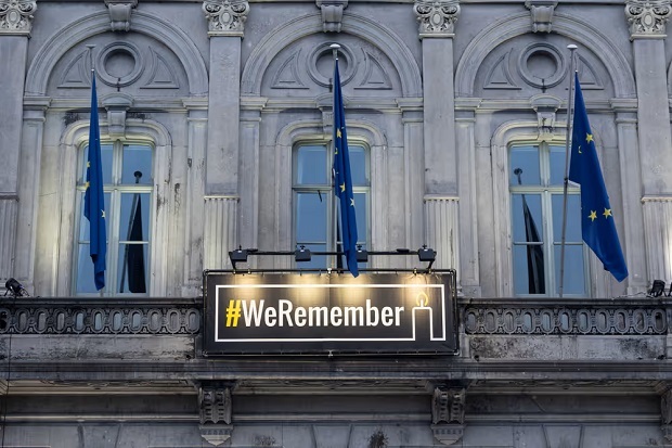 European Parliament commemorates International Holocaust Remembrance Day and hears from an Auschwitz survivor