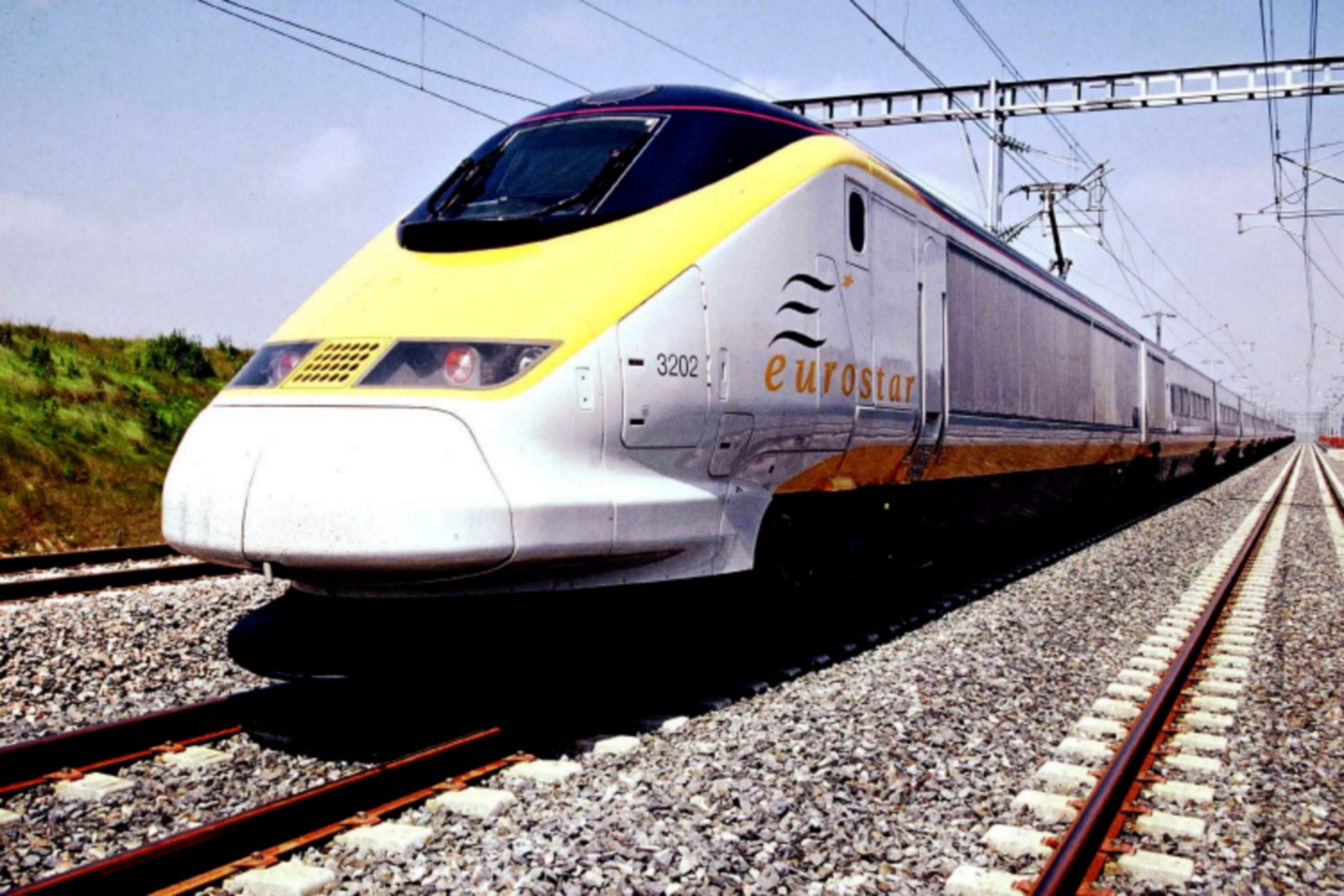 Железные дороги бывают. Скоростной поезд Евростар. TGV Eurostar(пассажирские). Евростар поезд скорость. Eurostar e320.