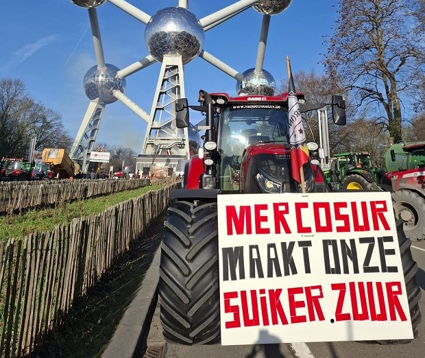 Farmers lead peaceful rally near Atomium in Brussels over EU-Mercosur trade pact