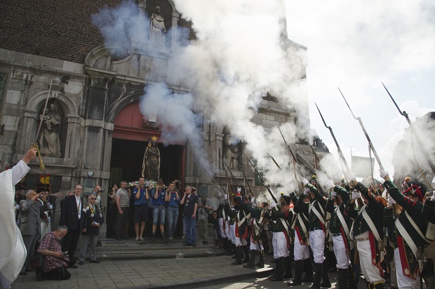 00008119-CGT - Alex Kouprianoff-La Fête du 15 août à Liège