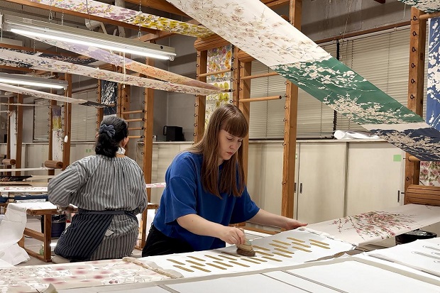 KNOTTO_LAURA LUCHTMAN & KATO TSUYOSHI_02 low