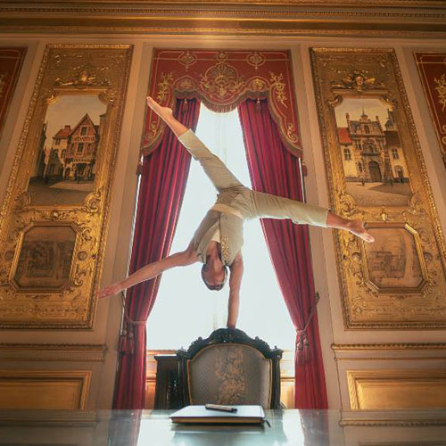 acrobat