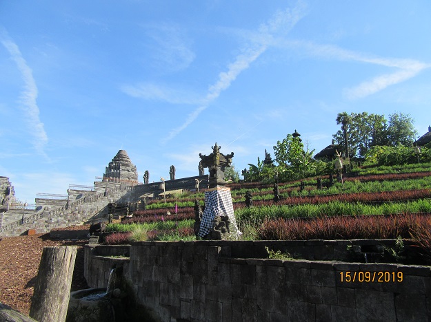 Pairi Daiza Balinese temple