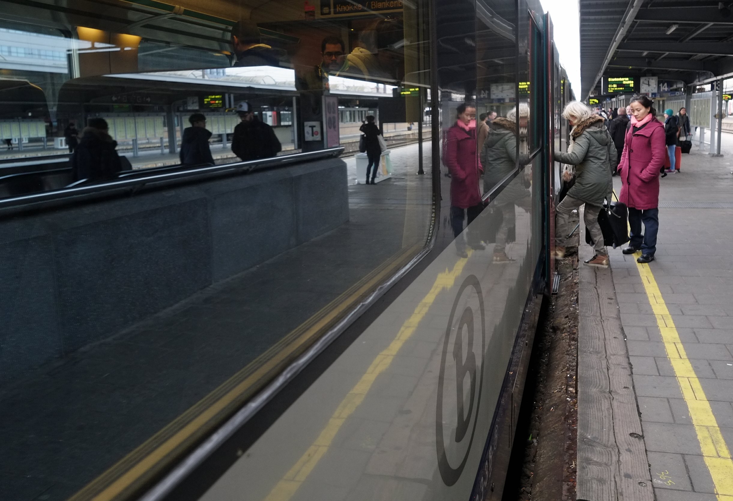 New trains still not wheelchair accessible, complains Disability