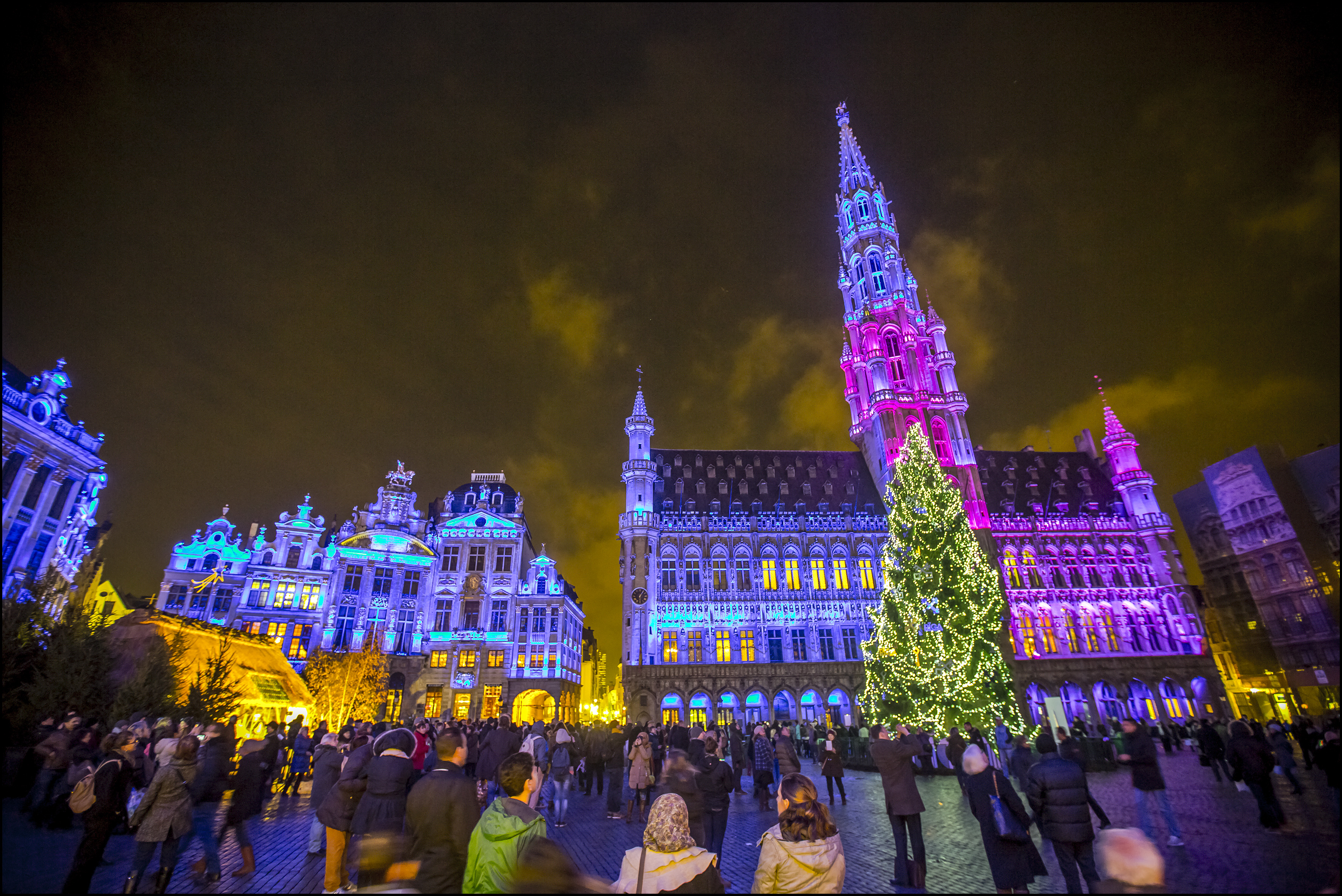 Brussels' Grand Place lights up for winter festivities The Bulletin