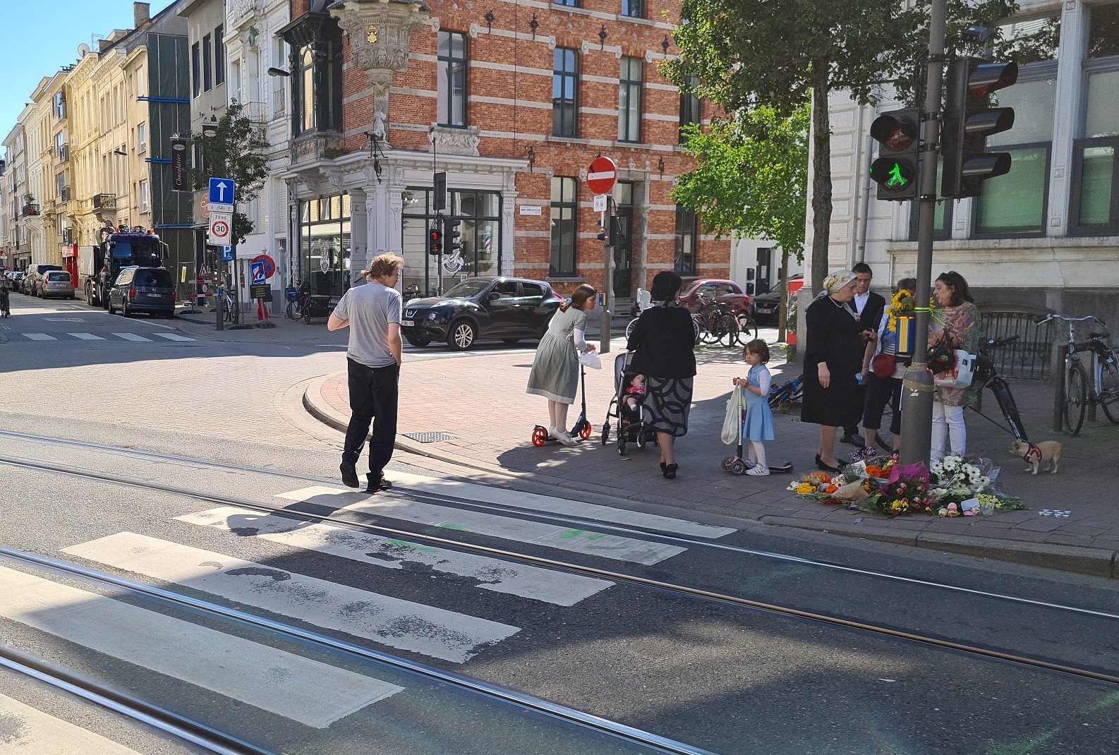 Antwerp city councillor asked to explain changes to intersection after