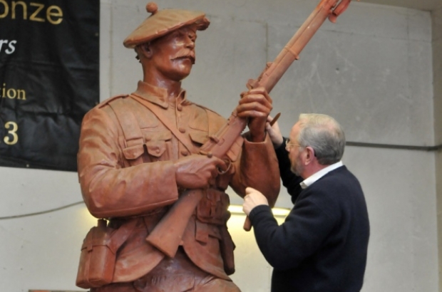 Alan Herriot with a working model of the statue (photograph © Jon Savage)