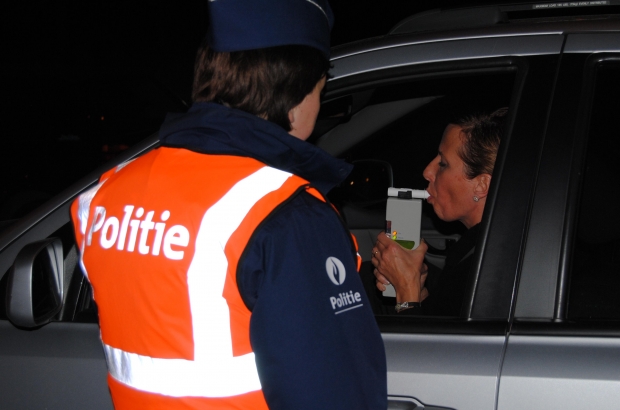 Flanders mobility minister Hilde Crevits wants to begin talks on lowering the drink-driving limit in Belgium from 0.5 mg to 0.2mg alcohol per 1,000 millilitres.
