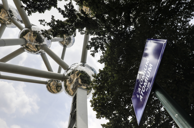 Illustration picture shows the street sign during the inauguration of the Atomium Square (Square de l'Atomium - Place de l'Atomium - Atomiumplein), at the Heysel plateau (Heizel), in Brussels, Monday 09 July 2018. (BELGA PHOTO)