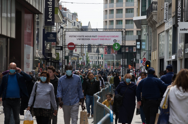 Illustration picture shows people on the Nieuwstraat/ Rue Neuve shopping street in Brussels, Saturday 16 May 2020. (BELGA PHOTO NICOLAS MAETERLINCK)