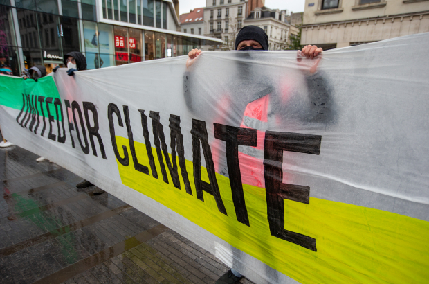 Illustration picture shows a joint demonstration for the climate called 'Global Climate Strike' in Brussels to demand political action concerning climate change, Friday 25 September 2020. The action was organised by Youth for Climate, Greenpeace, Amnesty International, Extinction Rebellion and others. (BELGA PHOTO NICOLAS MAETERLINCK)