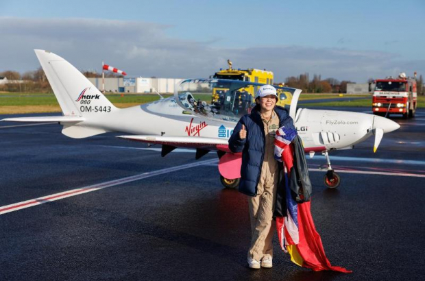 Zara Rutherford lands in Kortrijk after solo circumnavigation