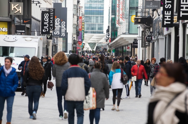 Illustration picture shows people out shopping on Nieuwstraat - Rue Neuve in Brussels. (BELGA PHOTO NICOLAS MAETERLINCK)