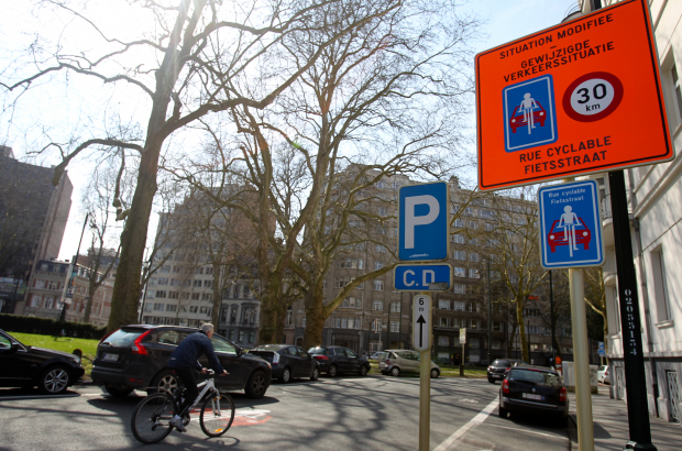 BRUSSELS, BELGIUM: Illustration shows the first cycling road to be created along the Louise Avenue, in Ixelles/Elsene, in Brussels, Monday 22 April 2013. (BELGA PHOTO VIRGINIE LEFOUR)