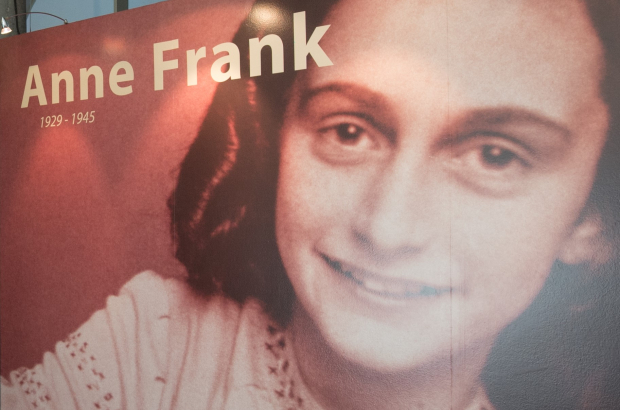  Illustration picture taken during a royal visit to the exhibition called ' La maison d'Anne Frank ' in Stavelot Abbey, Monday 20 April 2015. (BELGA PHOTO BENOIT DOPPAGNE)