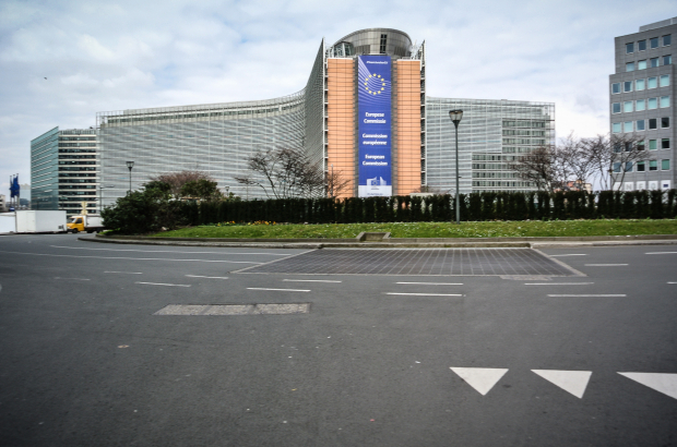 Illustration picture shows the roundabout in front of the European Commission at Schuman (BELGA PHOTO PHILIPPE FRANCOIS)