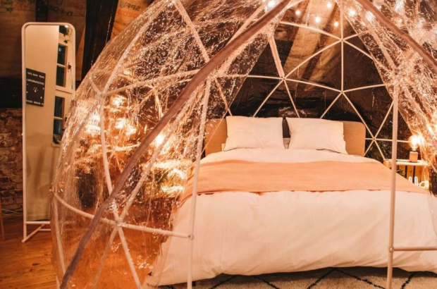 Picture shows the Cocoon pop-up bed and breakfast at the Maison de la Libra, Grand Place, Brussels.  (PHOTO ©cem.pictures/Cocoon Brussels Instagram)