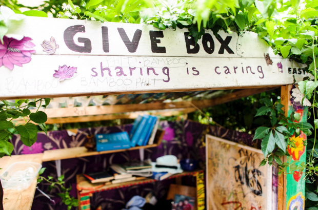 Uccle commune welcomes two new ‘give' boxes | The Bulletin