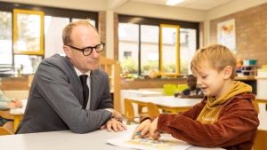 Flemish Minister of Education Ben Weyts pictured during a visit to a school in Asse, Monday 11 October 2021. (BELGA PHOTO JAMES ARTHUR GEKIERE)