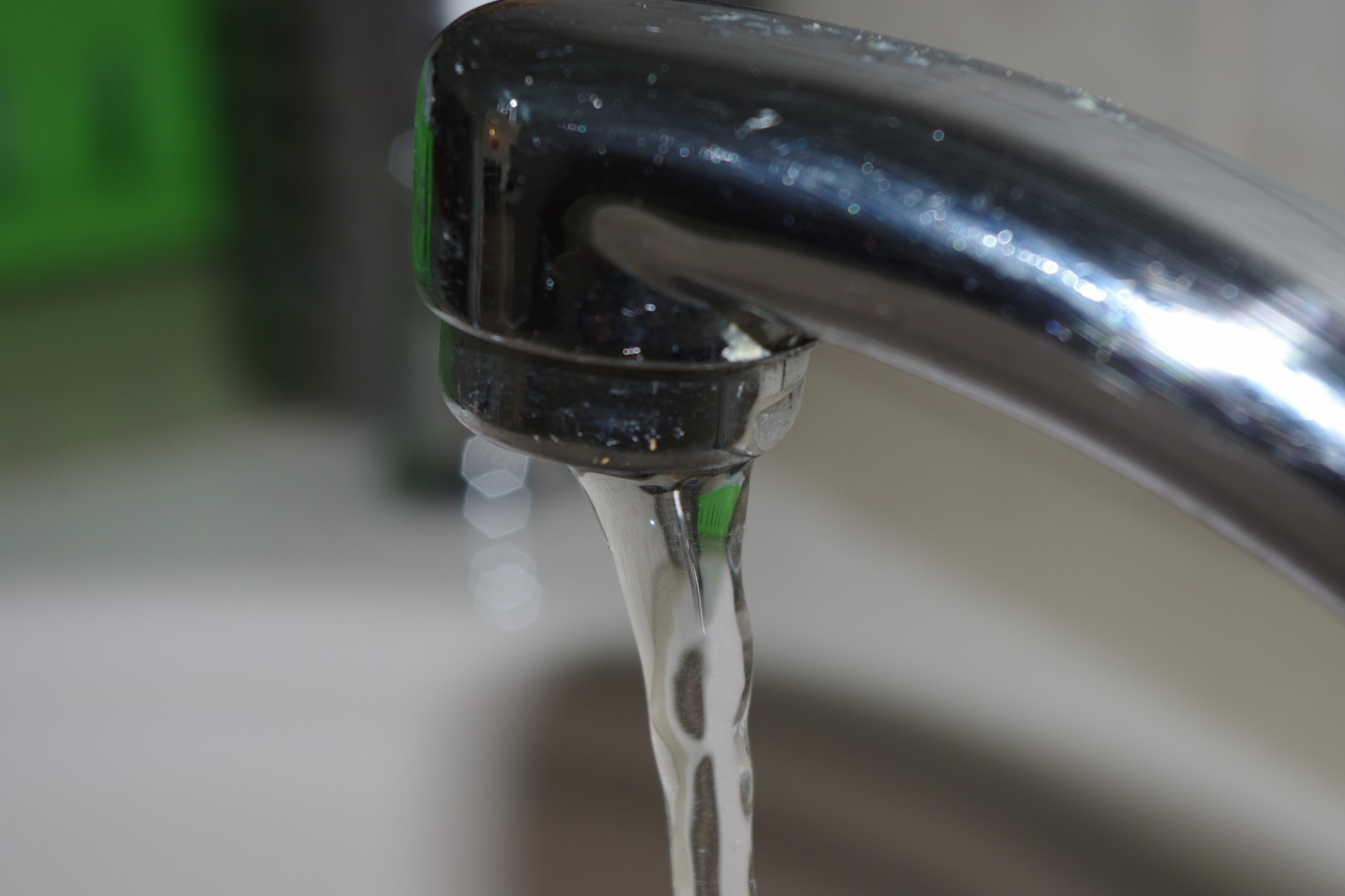 Trial delayed for plumbers accused of scams